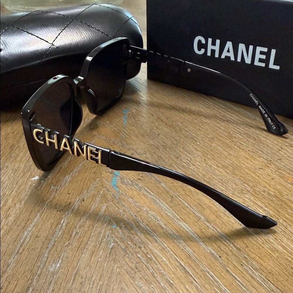 CHANEL Women's Black & Gold Square Sunglasses - Picture 5 of 7